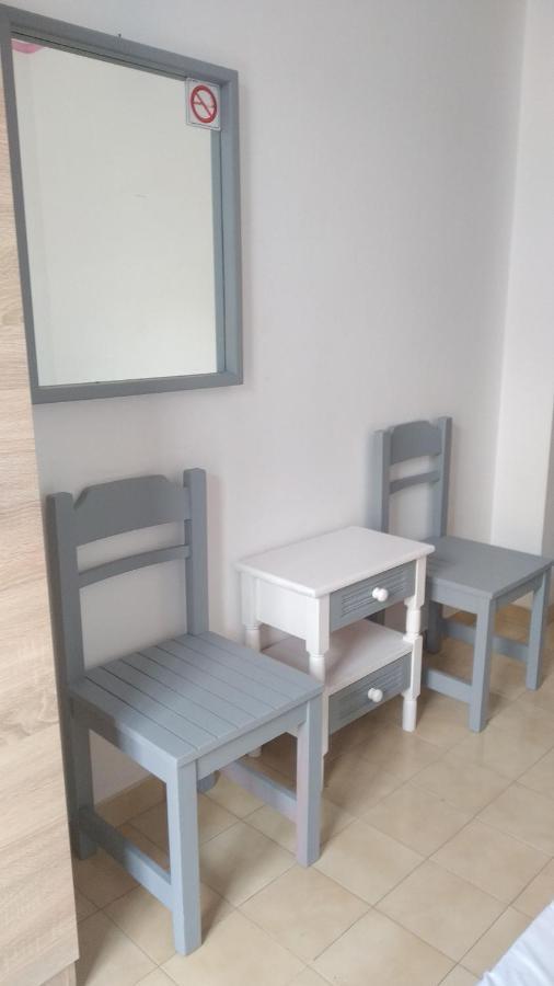 Nitsas Studio'S Kremastí Esterno foto